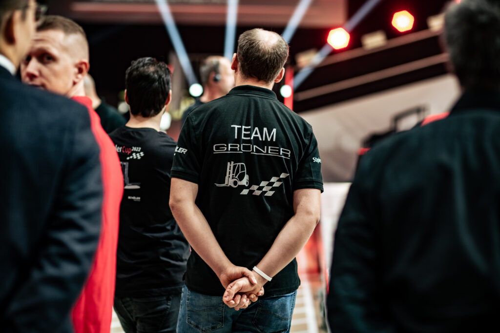 Erfolgreiches Grüner-Team beim Staplercup-Finale 2022